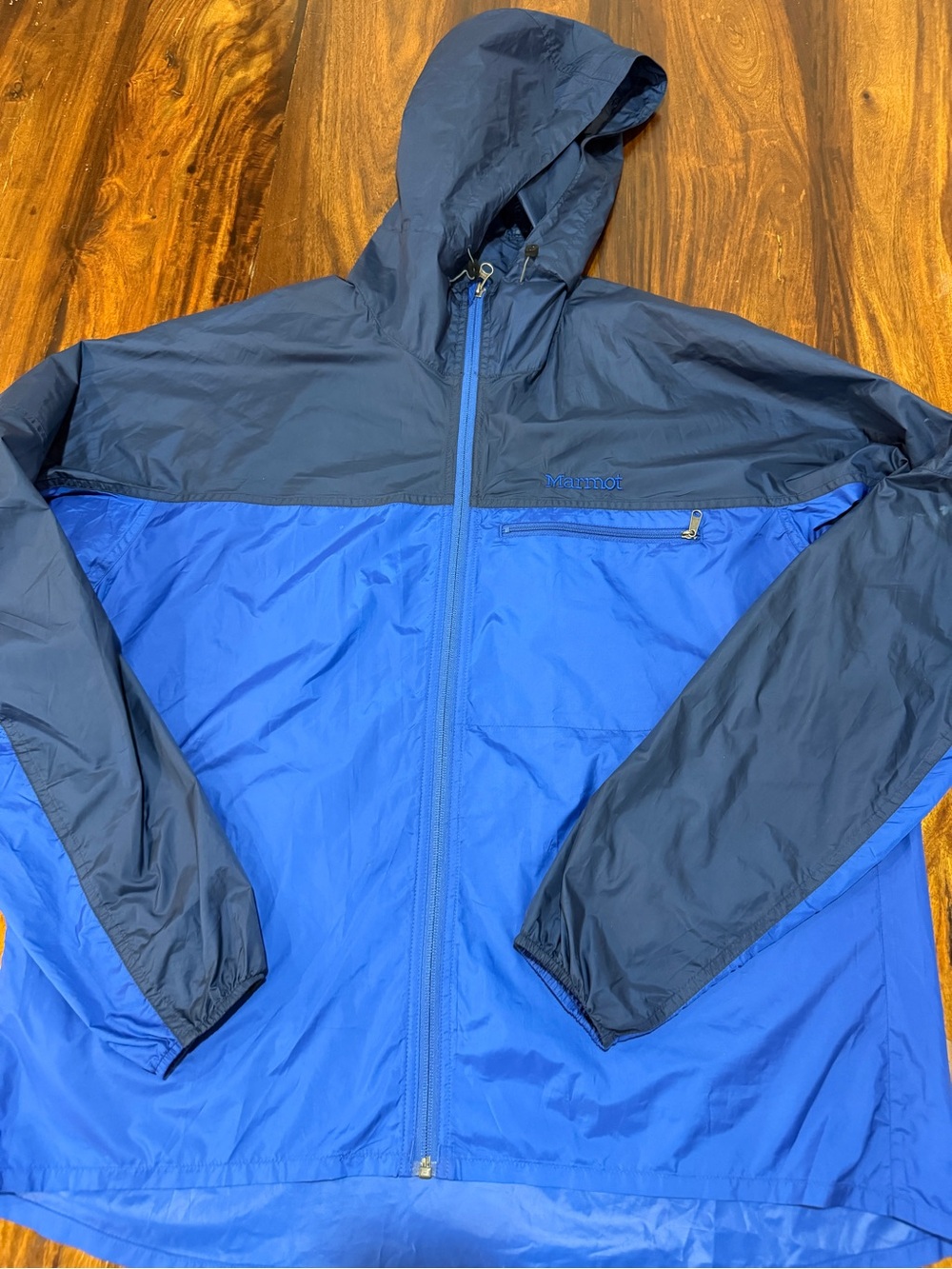 Marmot Blue and Navy Hooded Windbreaker/Rain Jacket